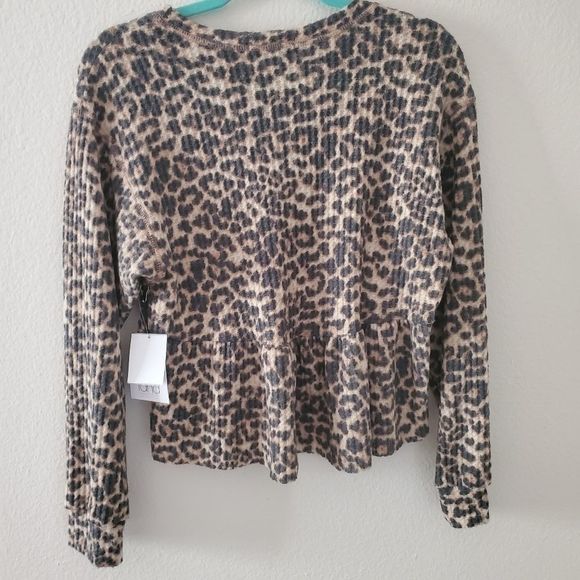 LA LA land cheetah print peplum top small - Picture 7 of 9